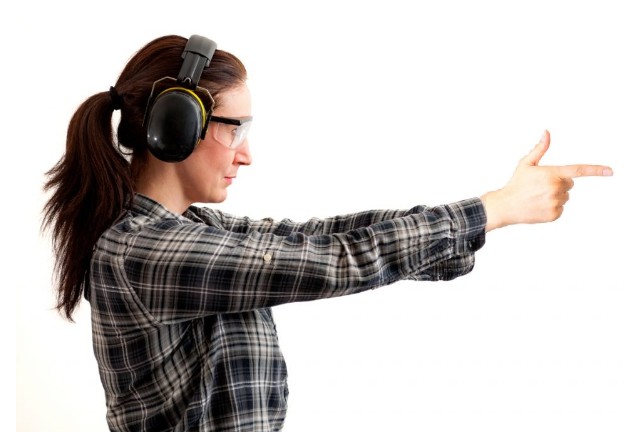 Shooter pointing right